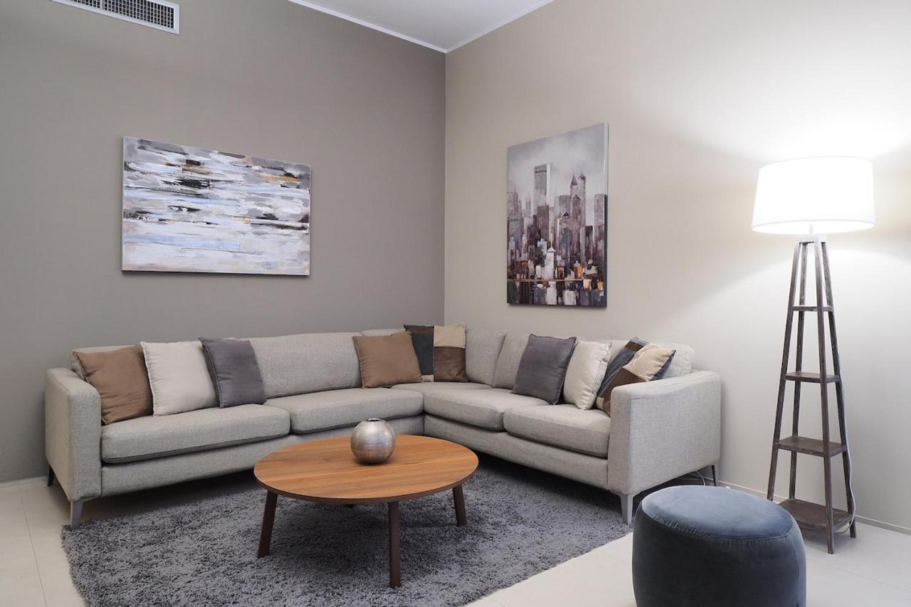 Contempora - Cavallotti 13 - B31 * Milano